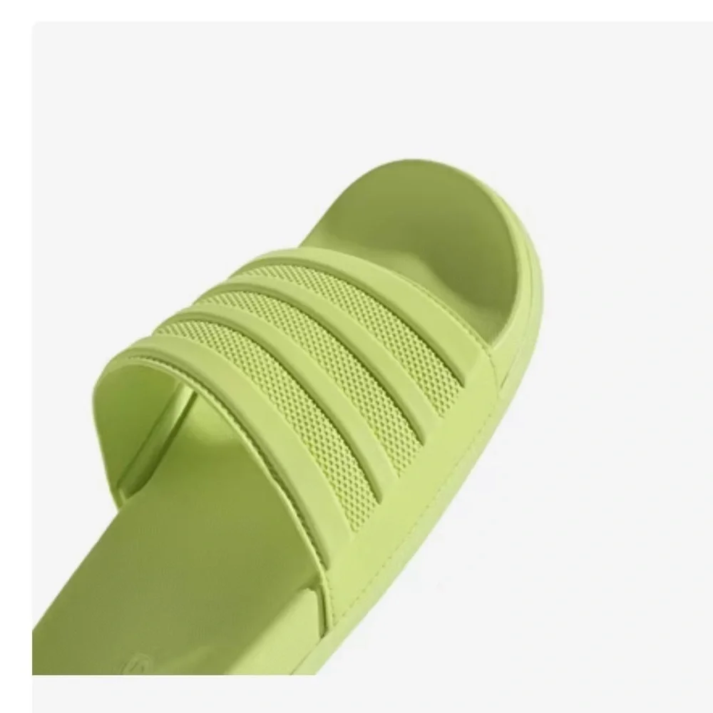 Adidas Adilette Comfort Mono Slide Sandal men’s size 17 new pastel green